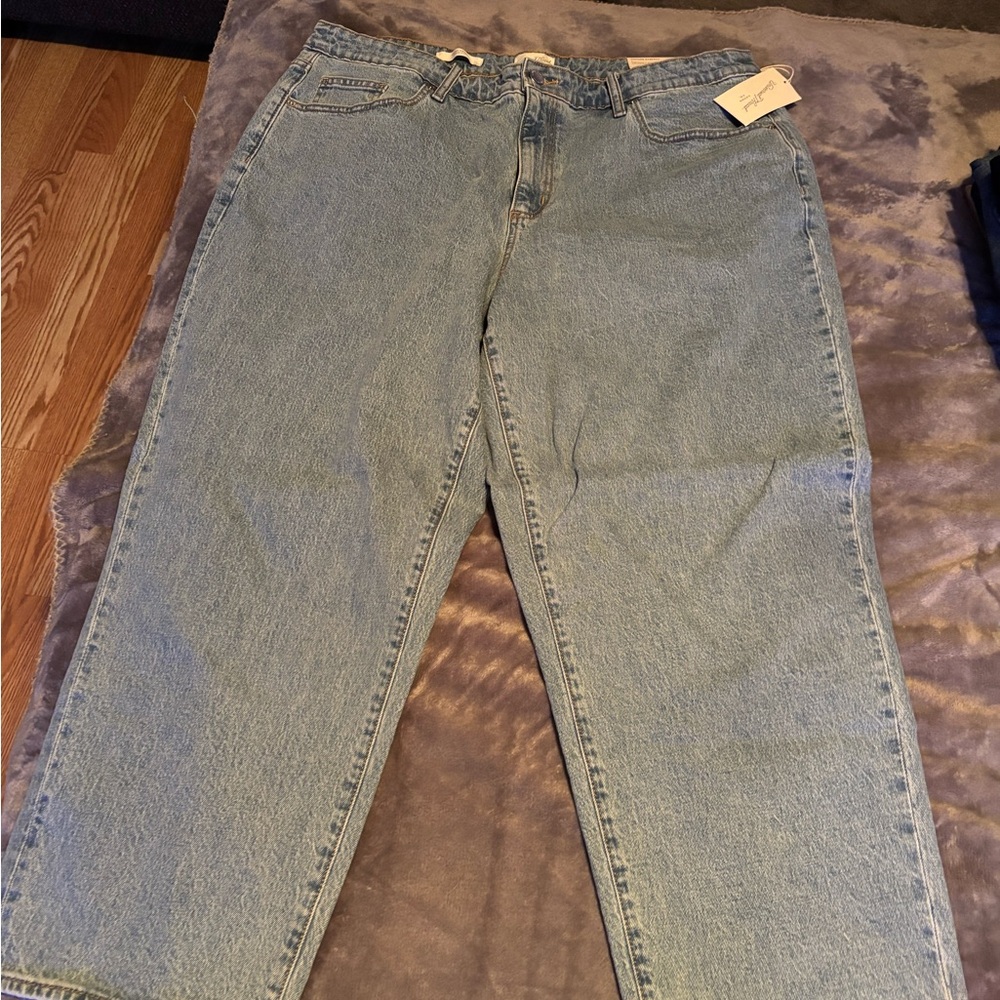 Slim hip and thigh  straight leg vintage stretch